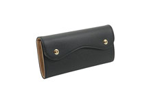 ノブレッサカーフを使用した黒色のカブセ型長財布