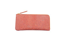 羊革を使用したオレンジ色のL字ファスナー薄型長財布