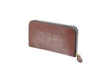 ブライドルレザーを使用したブラウン/ネイビー色のラウンドファスナー長財布