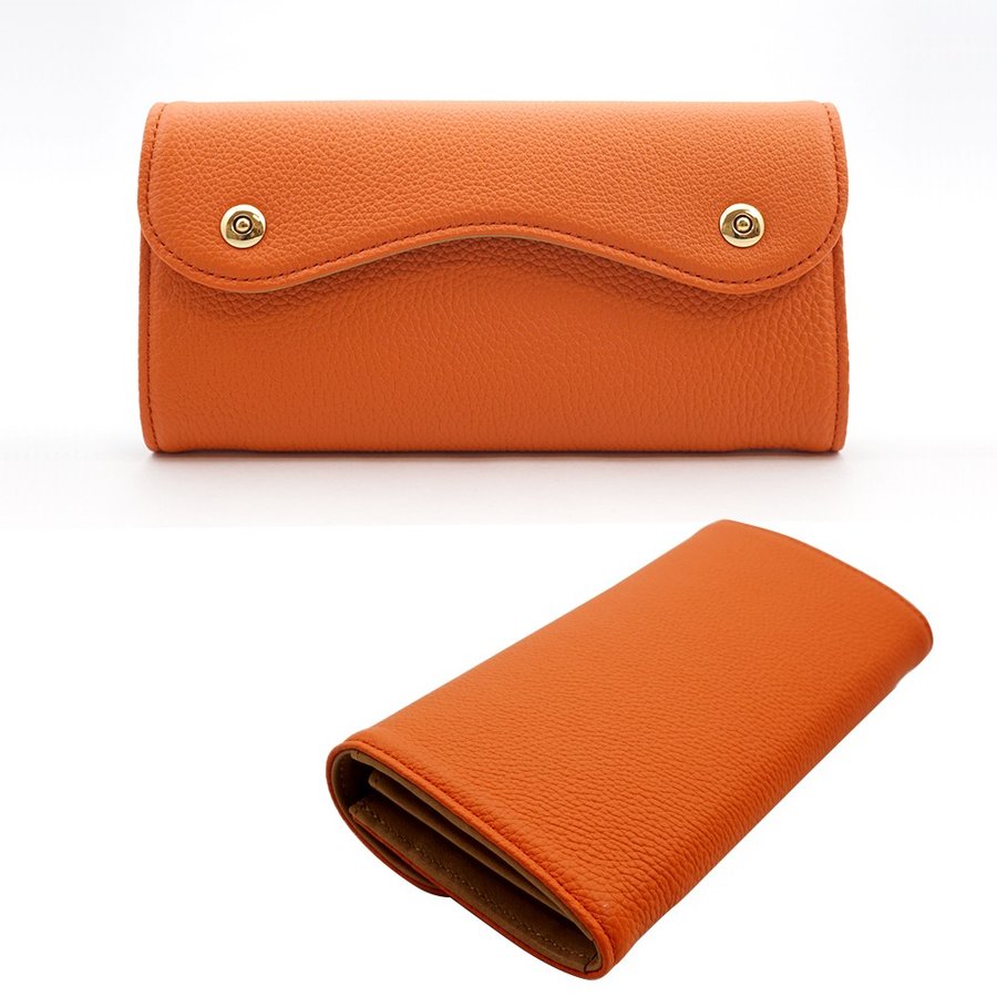 オレンジ色のドイツシュリンクカブセ型長財布の表と裏の比較
