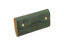 イタリアンレザーを使用した緑色のカブセ型長財布