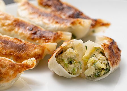 ギョーザショップ　にんにく不使用ばか旨餃子
