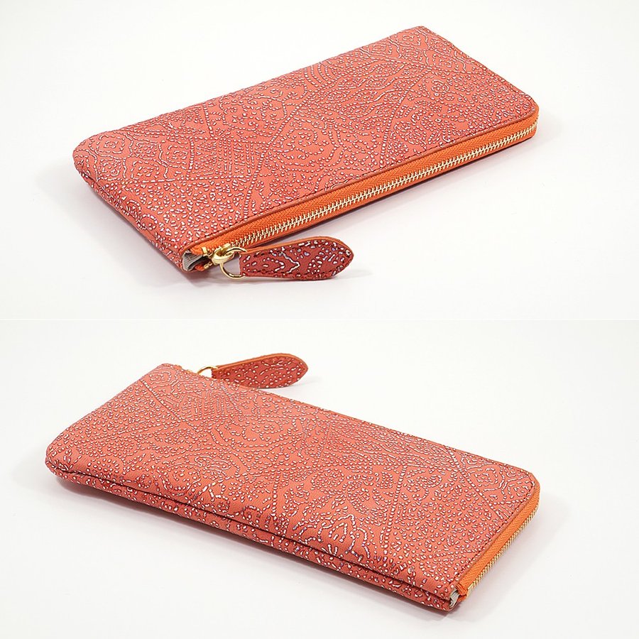 2つ並べたオレンジ色のシープレザーL字ファスナー薄型長財布
