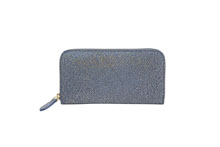 シープレザーを使用した青色のラウンドファスナー長財布