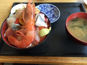 食事処よかったの海鮮丼の画像