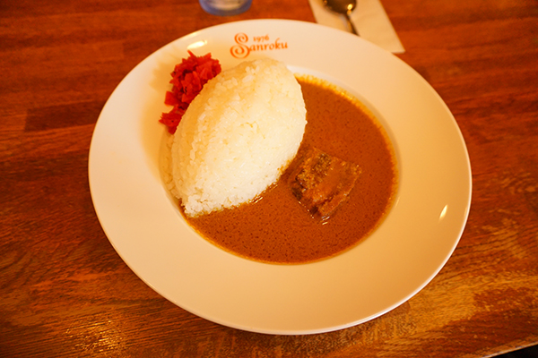 木更津グルメ最高峰 木更津山麓本店 サンロク前頭のカレー