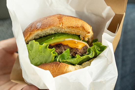 稲毛ハンバーガー「メンフィス」のクラシックバーガーの画像