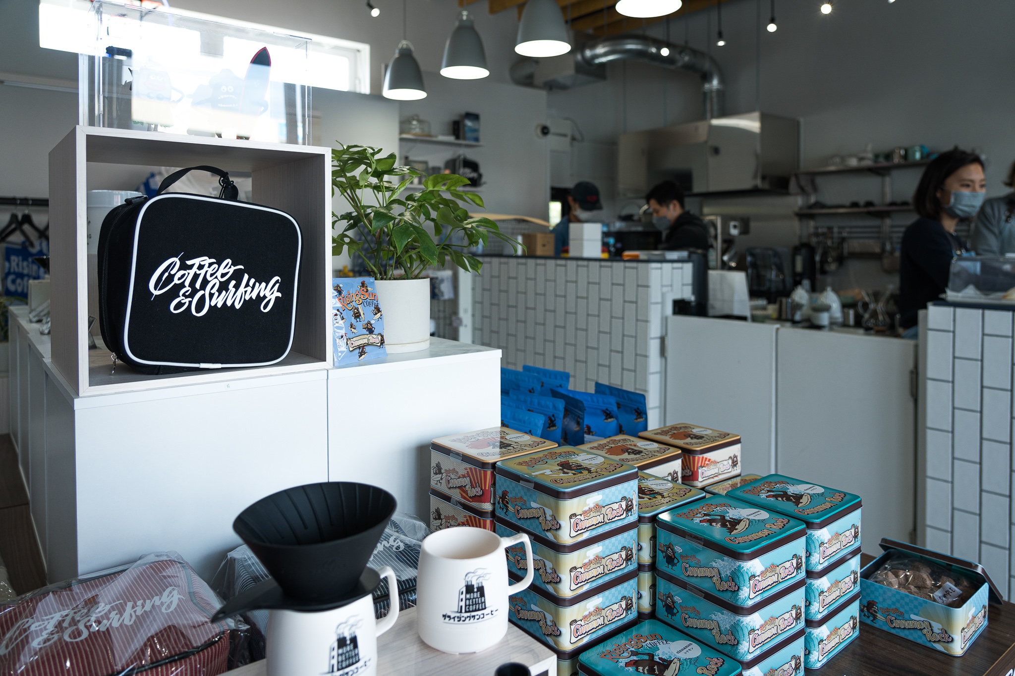 坂口憲二に会えるかもしれない九十九里にあるコーヒーショップ_ザ・ライジングサンコーヒー大網店　グッズ販売の画像