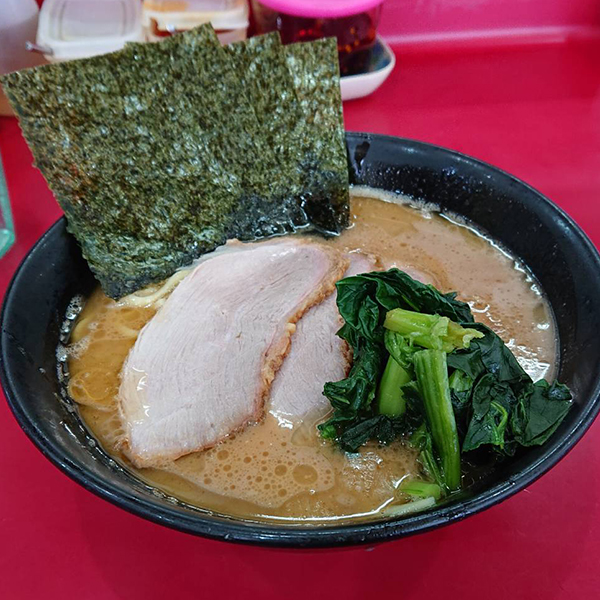 横浜家系総本山直系の杉田家のラーメン