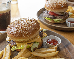 タコビザアンドバーガーズサムネイル