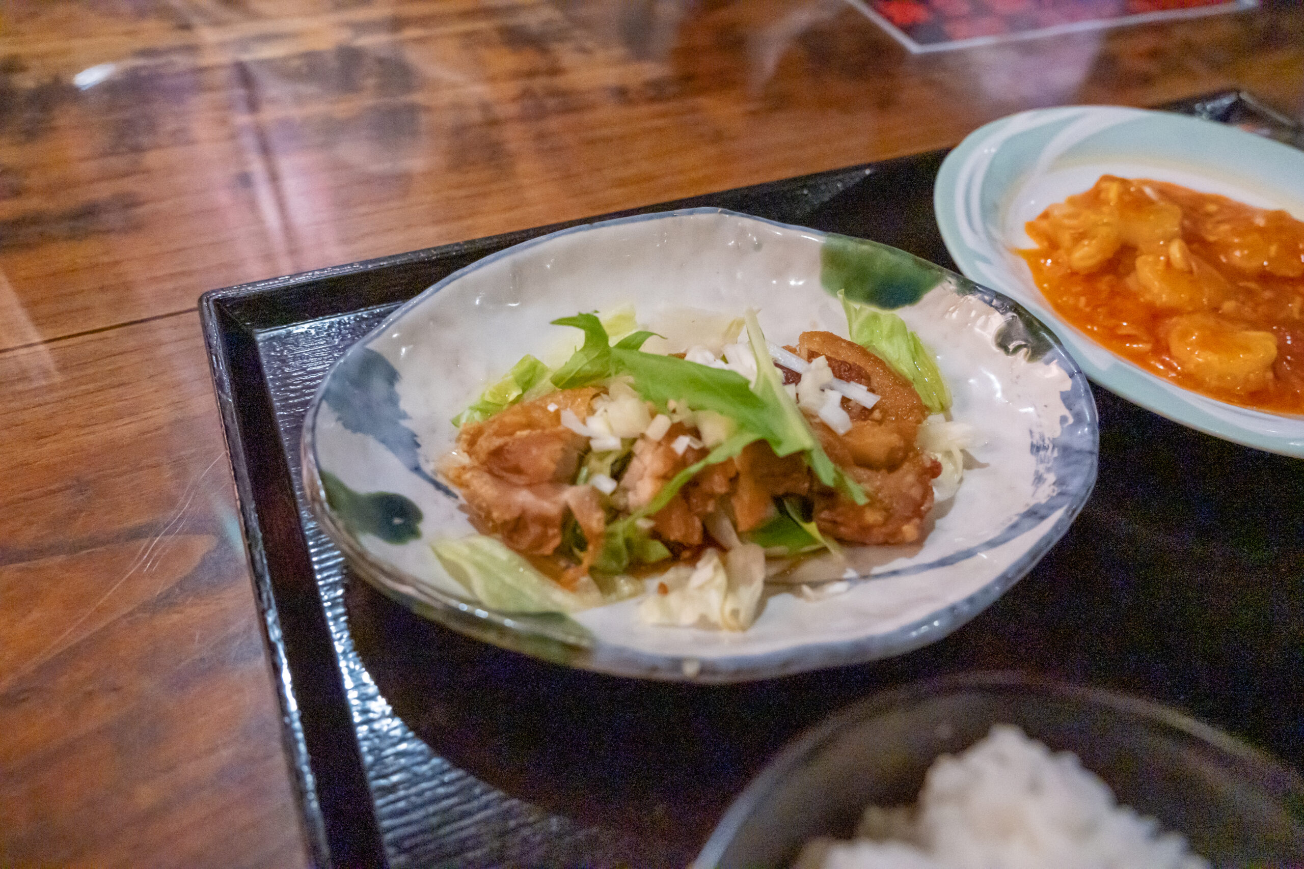 千葉で雰囲気がいい 人気のガチ中華料理 高級中華料理店 天府記 唐居の油淋鶏（ユーリンチー）の画像
