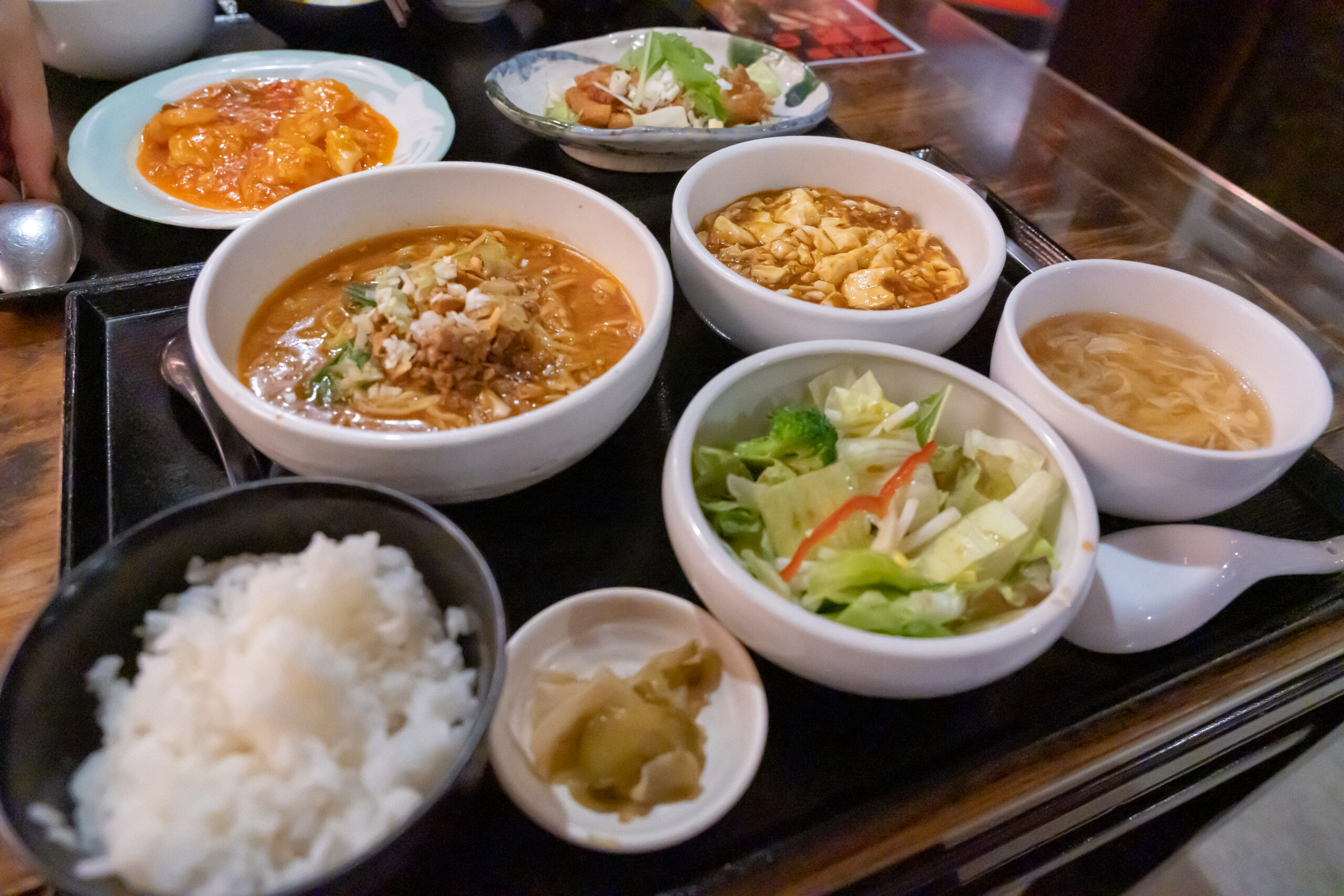 千葉で雰囲気がいい 人気のガチ中華料理 高級中華料理店 天府記 唐居のスペシャルランチセット（担担麺と麻婆豆腐）の画像