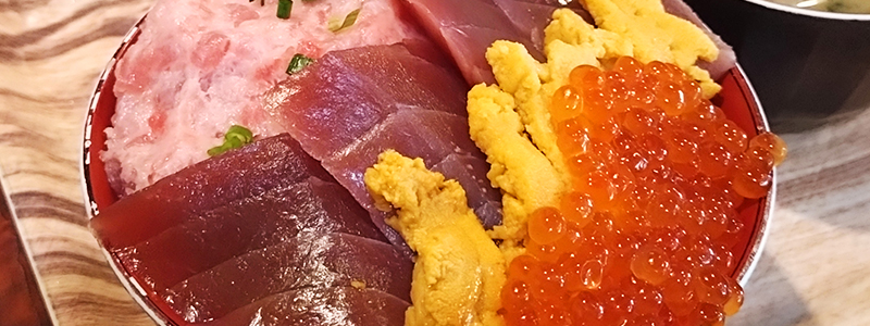 千葉市内でデカ盛りで安い海鮮丼のお店食事処よかったのトップ画像