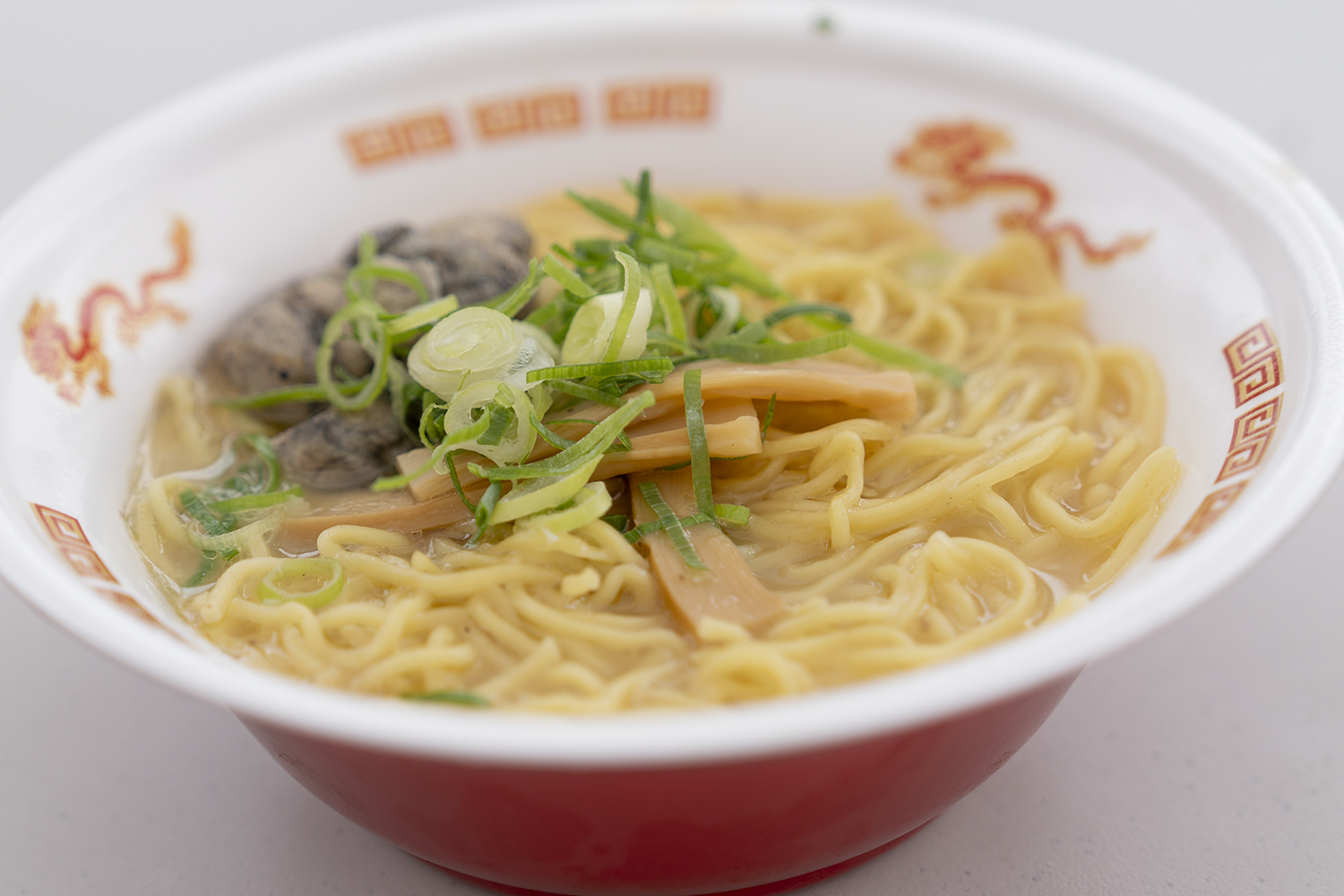 八街ラーメン祭2024＿鬼そば藤谷の鶏の炭焼き鶏白湯麺の写真