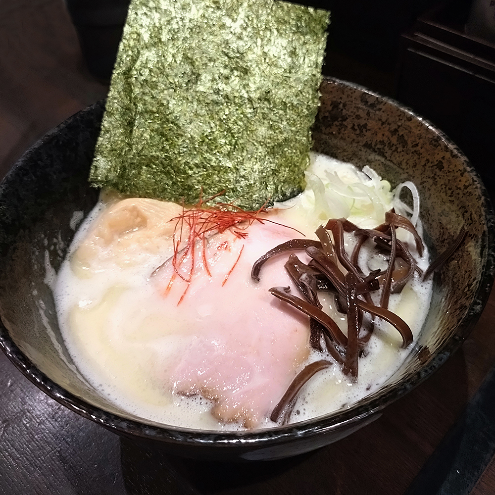 千乃家の鶏白湯しおの写真