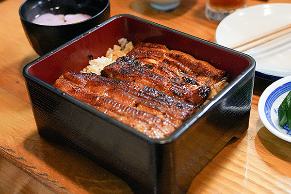 検見川のうなぎ屋きくやのうな重（上）ご飯少な目